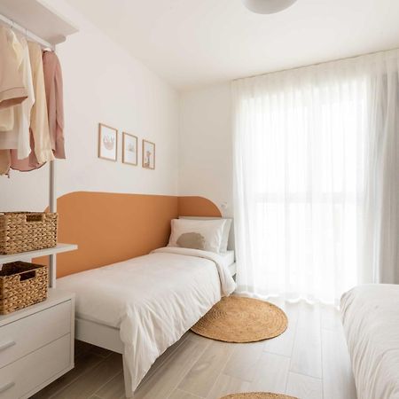 Vibra Larimar Apartman Lido di Jesolo Kültér fotó